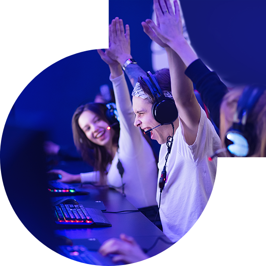 九洲国际独家双向驱动技术<br>让电竞玩家尽情享受极致高速快感